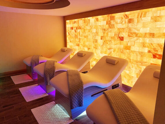 The new Salt & Sound Lounge at The Sagamore Resort.